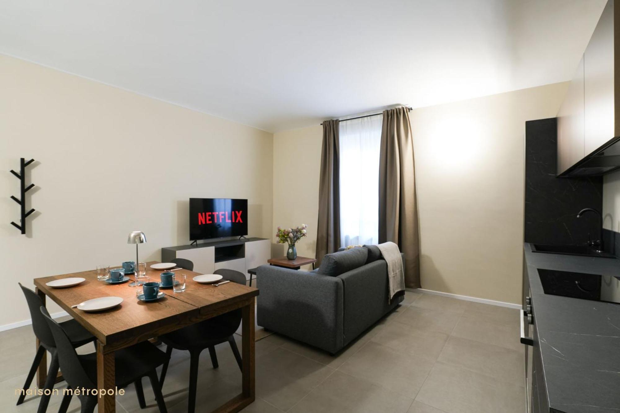 Apartment White Oasi, Trilocale Con Balcone *